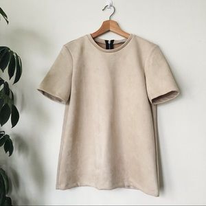 ❄️Zara❄️ tan beige faux suede back zip top